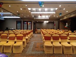 Royal Orchid Central, Vadodara