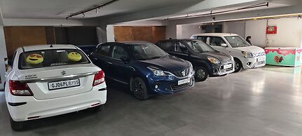 Royal Orchid Central, Vadodara