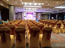 Royal Orchid Central, Vadodara