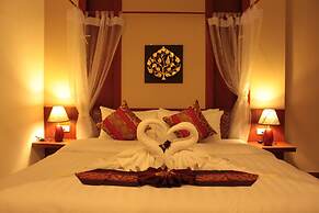 Patong Hemingway's Hotel