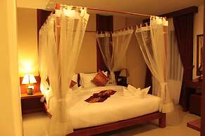 Patong Hemingway's Hotel