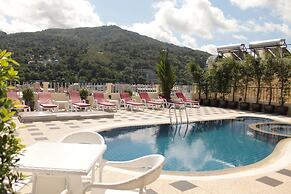 Patong Hemingway's Hotel