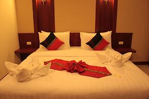 Patong Hemingway's Hotel