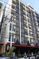 Patong Hemingway's Hotel