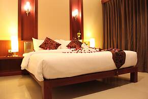 Patong Hemingway's Hotel