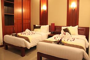 Patong Hemingway's Hotel