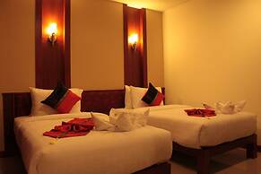 Patong Hemingway's Hotel