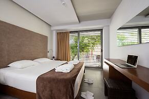 Oktober Downtown Boutique Hotel