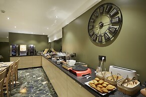 Hôtel Eliova- L'Eau Vive