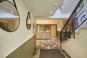 Hôtel Eliova- L'Eau Vive