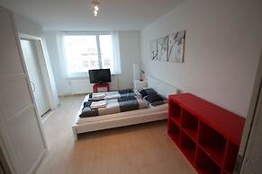 Letzigrund Apartments