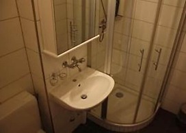 Letzigrund Apartments