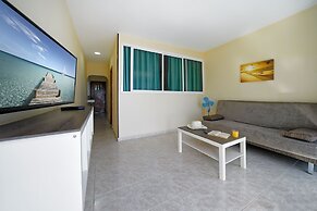 Strelitzias Apartments