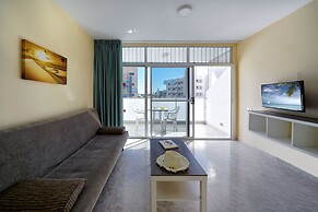 Strelitzias Apartments