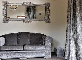 Mymering Guest House