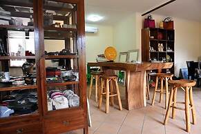 Mymering Guest House