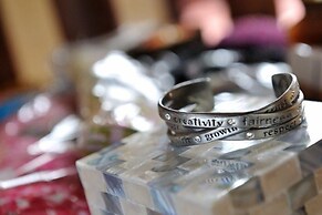 Mymering Guest House