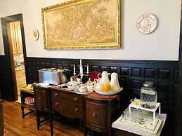 Redwood Bed and Breakfast