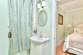 Redwood Bed and Breakfast