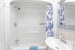 Redwood Bed and Breakfast