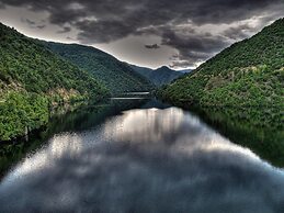 Guest House - To Archontiko