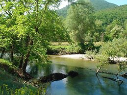 Guest House - To Archontiko