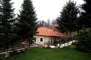 Guest House - To Archontiko