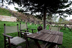 Guest House - To Archontiko