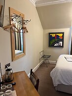 Ravenswood Guest House
