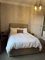 Ravenswood Guest House