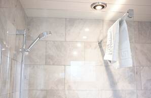 Ravenswood Guest House