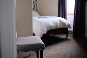 Ravenswood Guest House