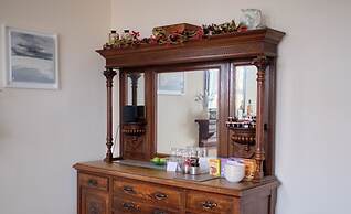 Ravenswood Guest House