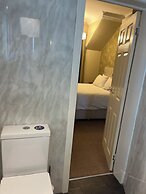 Ravenswood Guest House