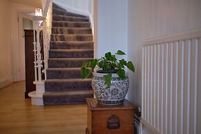 Ravenswood Guest House