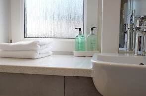 Ravenswood Guest House