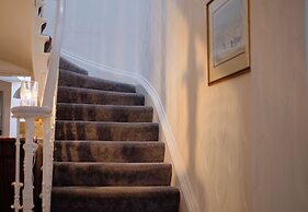 Ravenswood Guest House