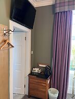 Ravenswood Guest House