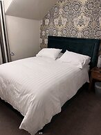 Ravenswood Guest House