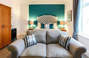 Tyndale Boutique B&B