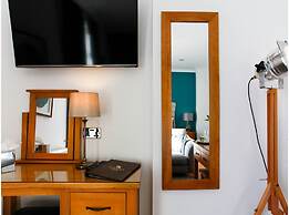 Tyndale Boutique B&B