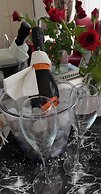 Tyndale Boutique B&B - Adults Only
