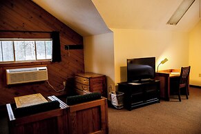 Snowy Owl Inn And Resort
