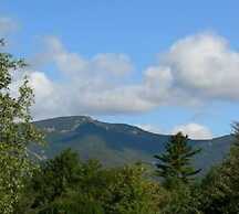 Snowy Owl Inn And Resort