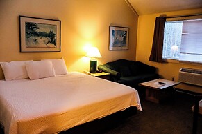 Snowy Owl Inn And Resort