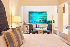 Casa Lecanda Boutique Hotel