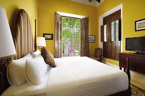 Casa Lecanda Boutique Hotel