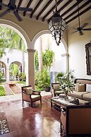 Casa Lecanda Boutique Hotel