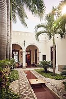 Casa Lecanda Boutique Hotel