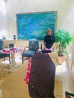 Casa Lecanda Boutique Hotel